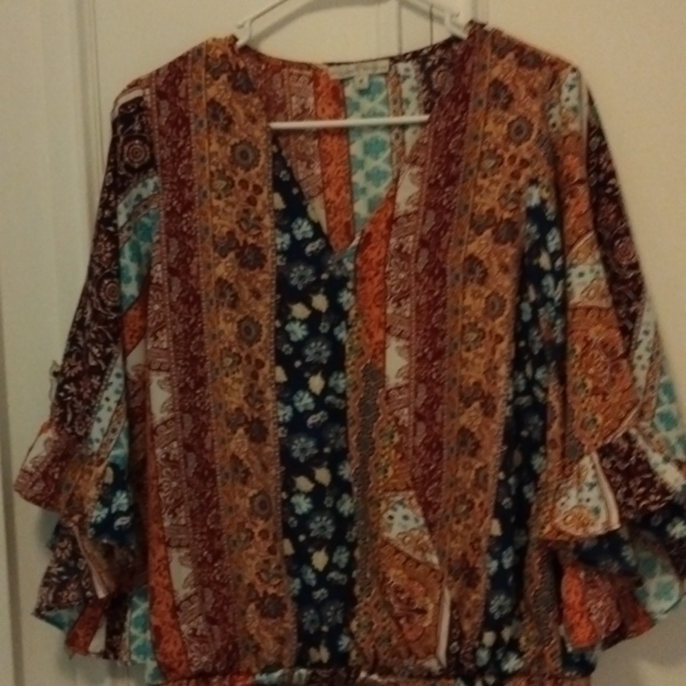 Women's shirt size medium